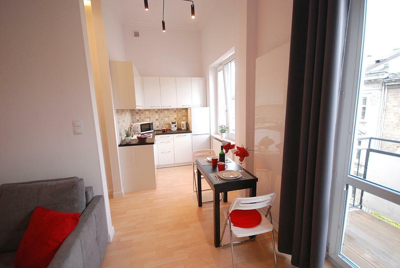 Nowy Apartament Wilcza Варшава Екстер'єр фото