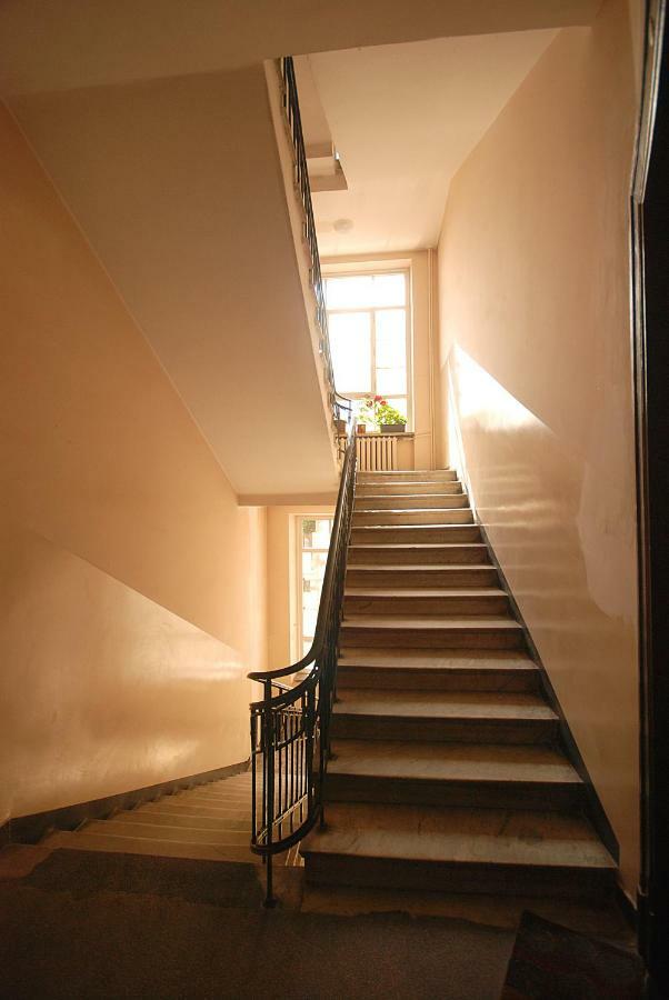 Nowy Apartament Wilcza Варшава Екстер'єр фото